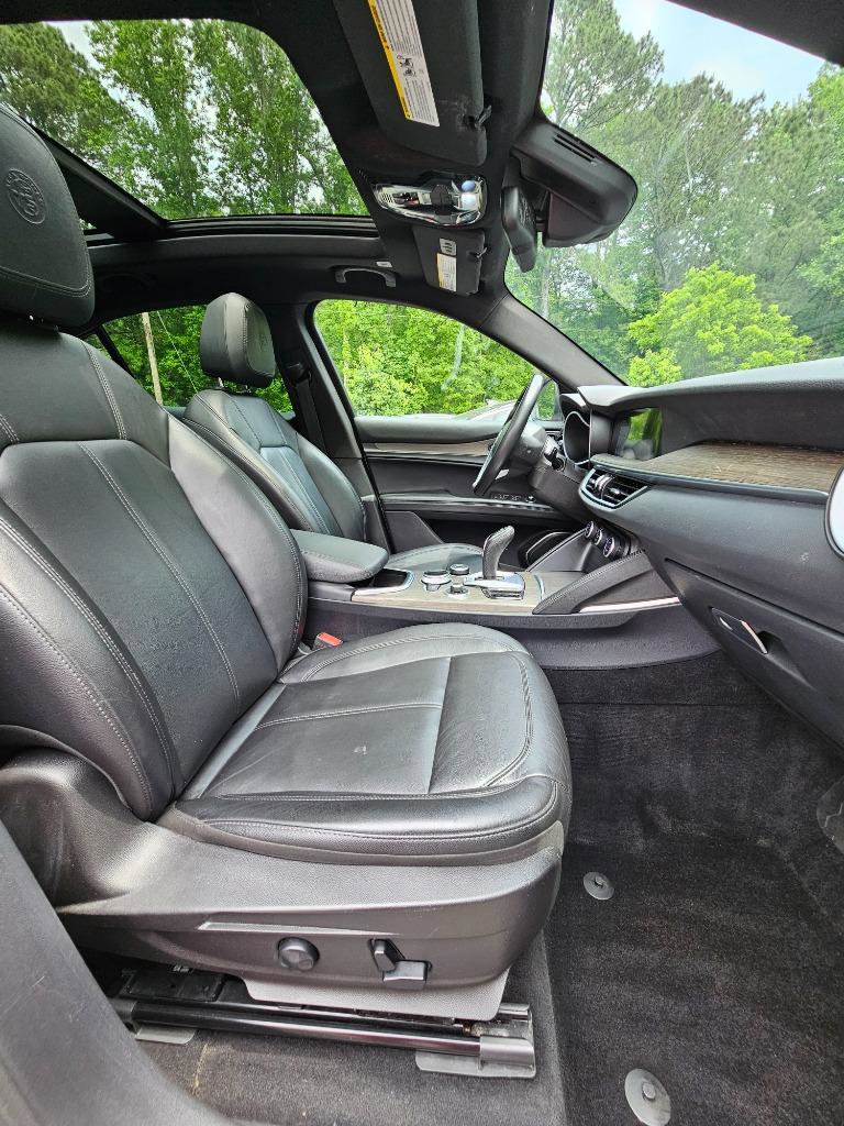 Used 2022 Alfa Romeo Stelvio Ti w/ Active Assist Plus Package image 63