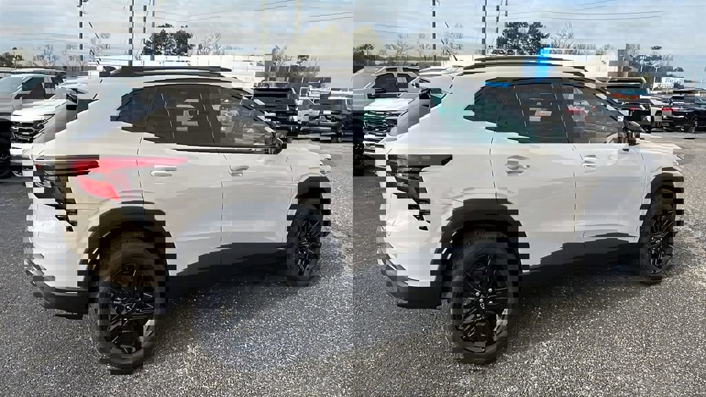 New 2026 Chevrolet Trax ACTIV w/ Driver Confidence Package image 5