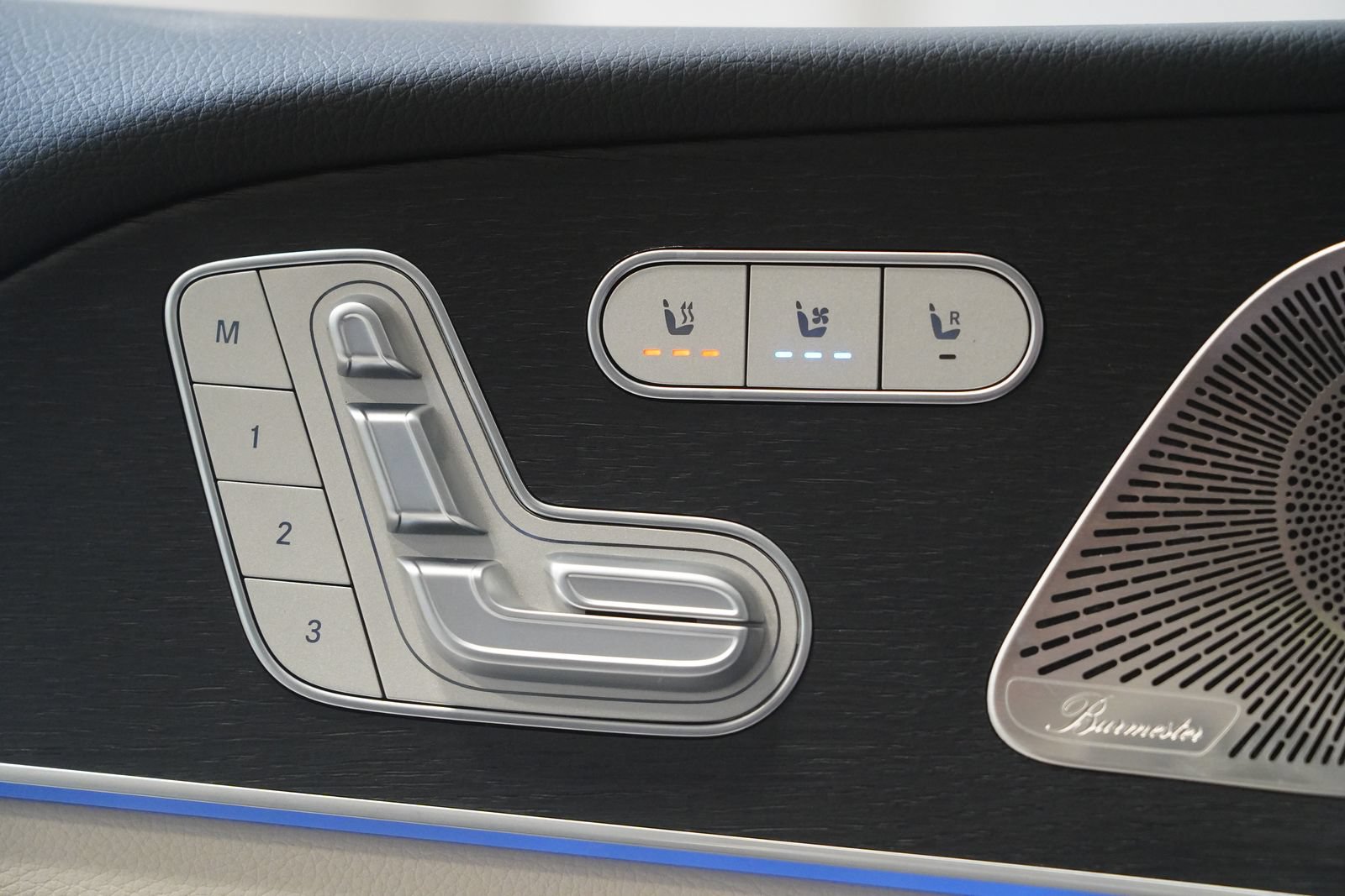 New 2026 Mercedes-Benz GLS 450 4MATIC image 31