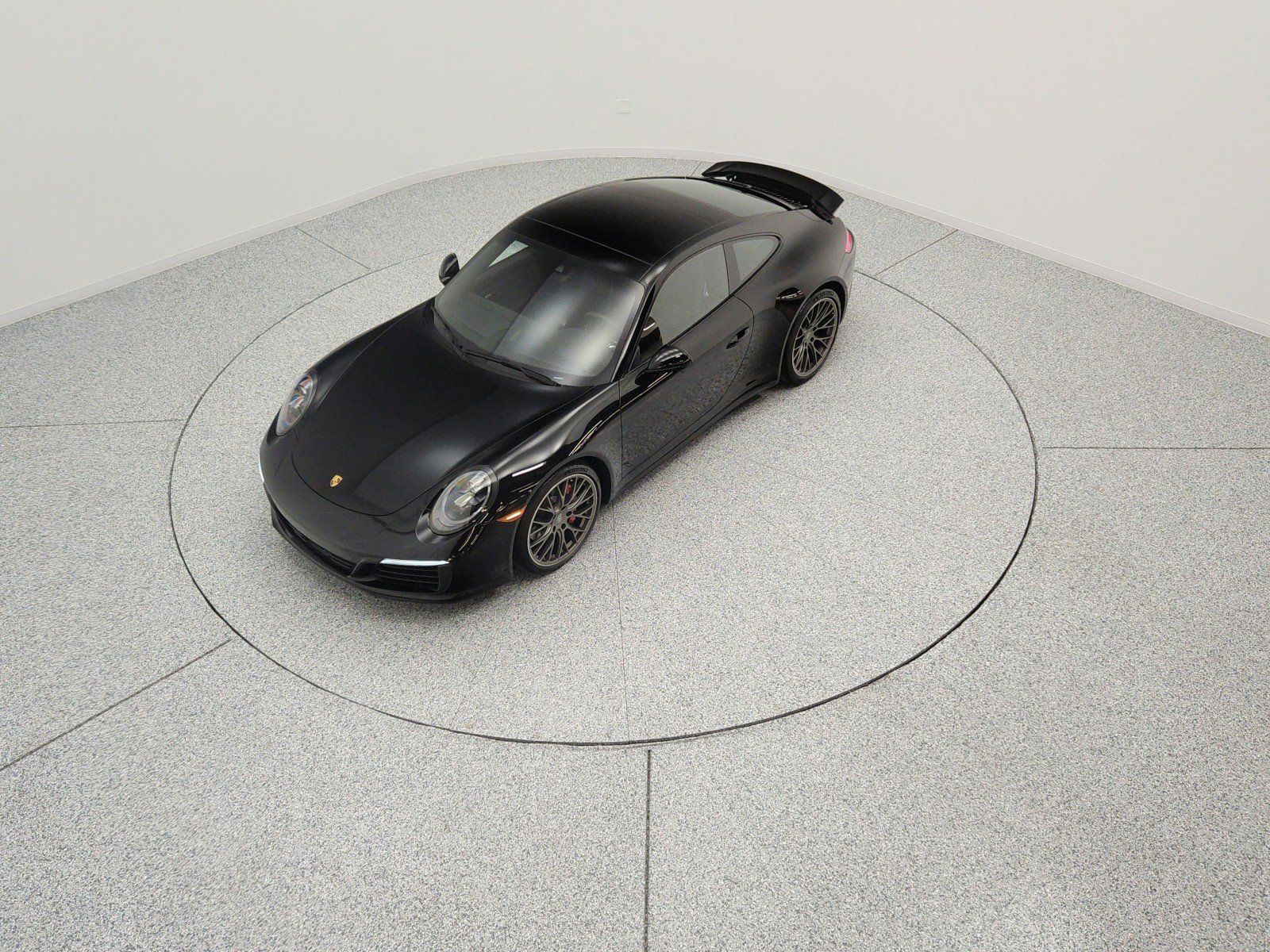 Used 2018 Porsche 911 Carrera 4S AWD/4WD image 9