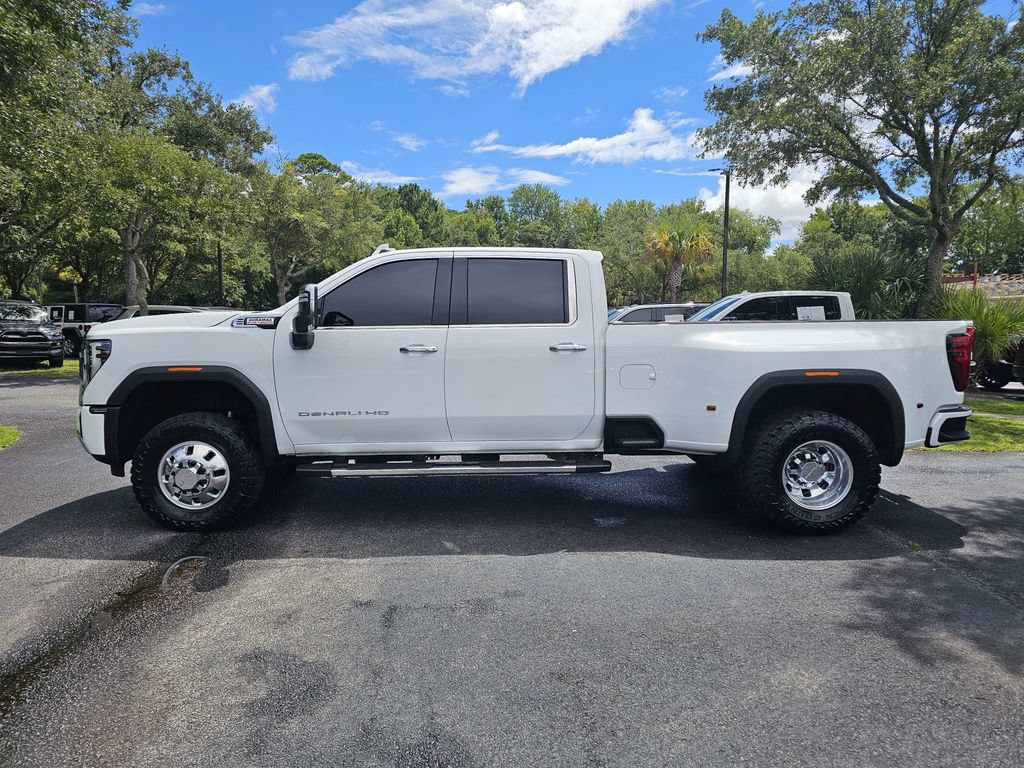 Used 2025 GMC Sierra 3500 Denali w/ Denali Reserve Package AWD/4WD image 7