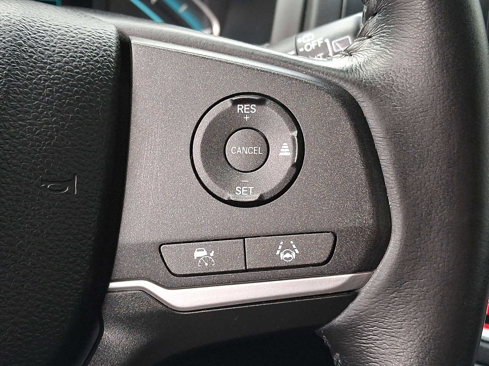 Used 2023 Honda Odyssey EX-L image 17