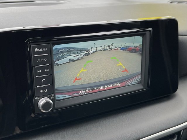 Certified 2025 Nissan Kicks S image 15