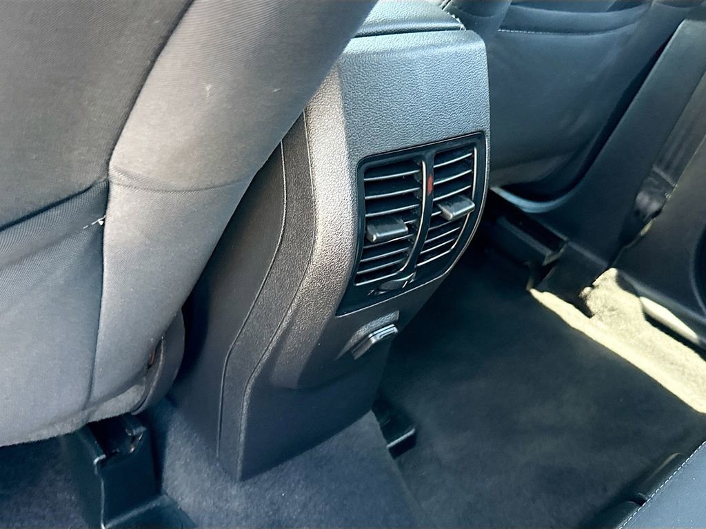 Used 2018 Ford Escape SE FWD image 26