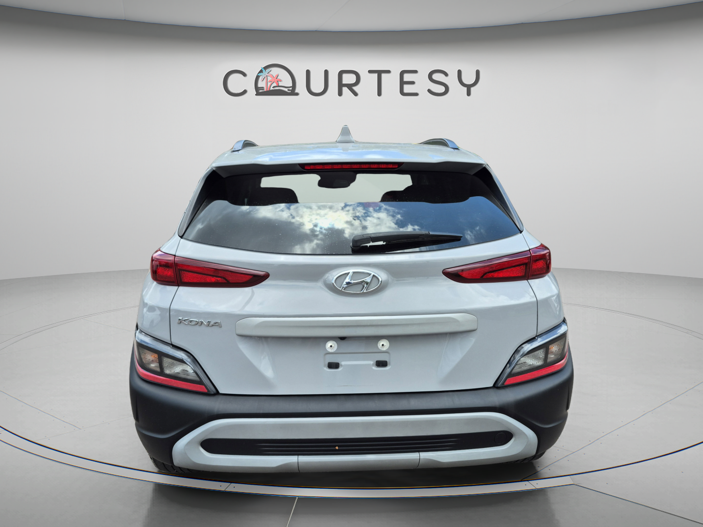 Certified 2022 Hyundai Kona SEL w/ Cargo Package FWD image 4
