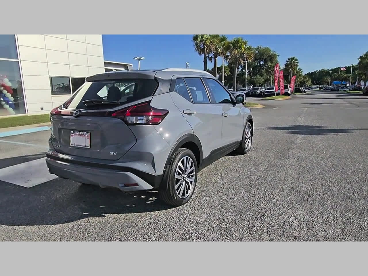 Used 2023 Nissan Kicks SV FWD image 31