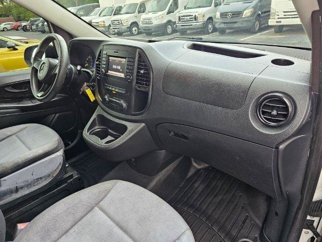 Used 2016 Mercedes-Benz Metris image 9