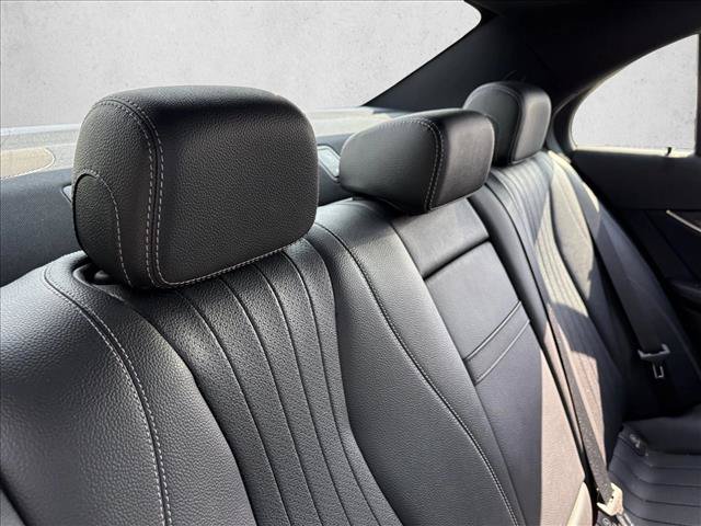 Used 2017 Mercedes-Benz E 300 4MATIC image 17