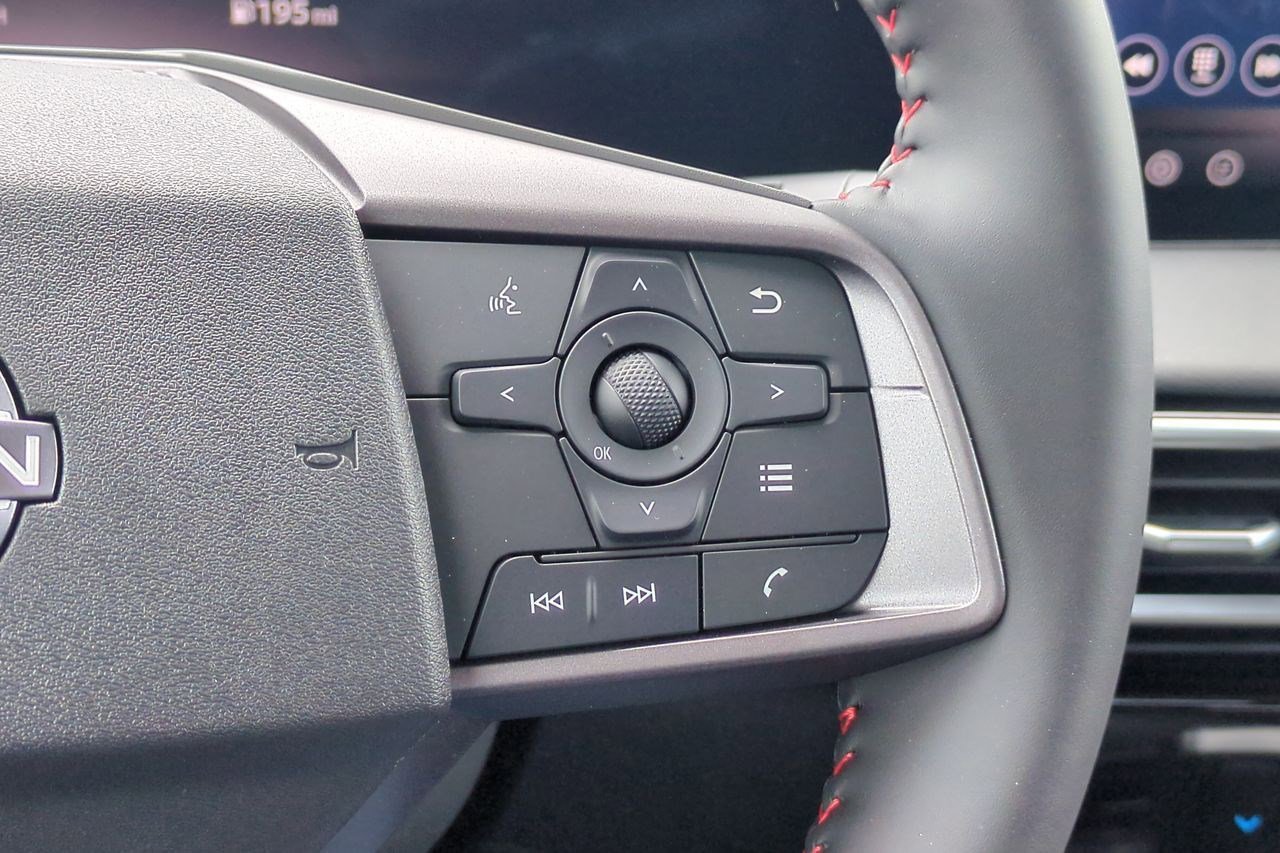 New 2026 Nissan Sentra SR w/ Floor Mat Package FWD image 19