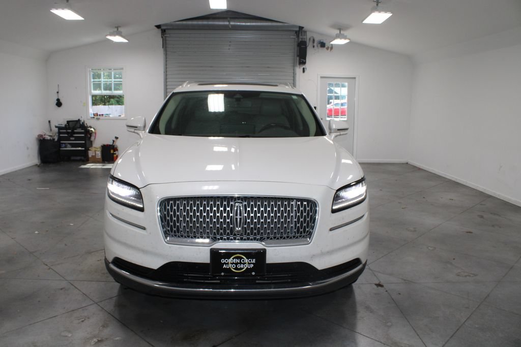 Used 2023 Lincoln Nautilus Reserve w/ Equipment Group 201A FWD image 3