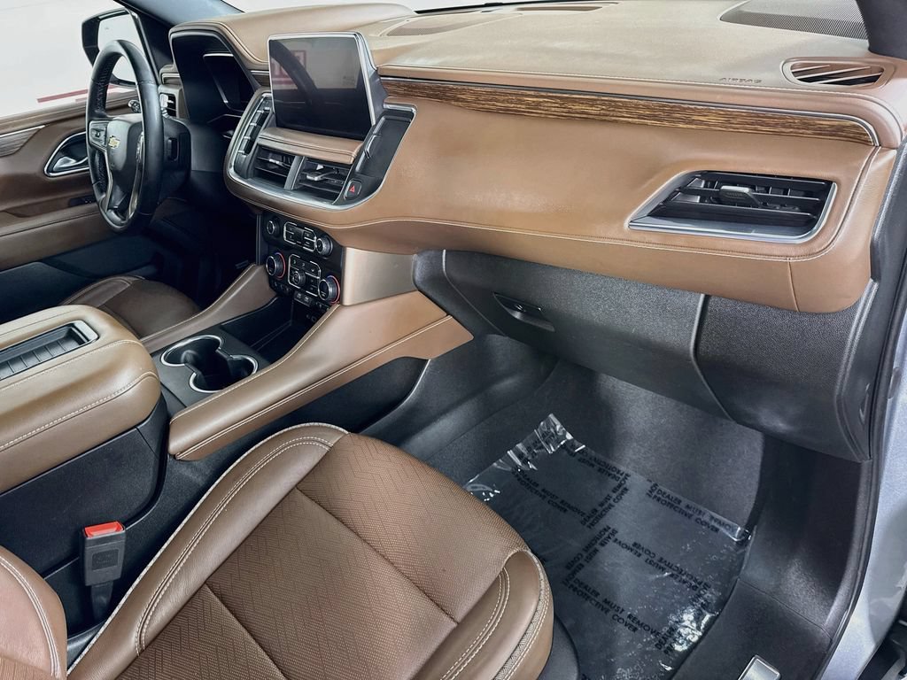 Used 2023 Chevrolet Tahoe High Country AWD/4WD image 34