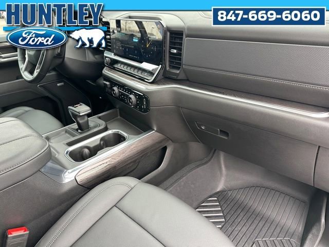 Used 2025 Chevrolet Silverado 1500 LTZ image 11