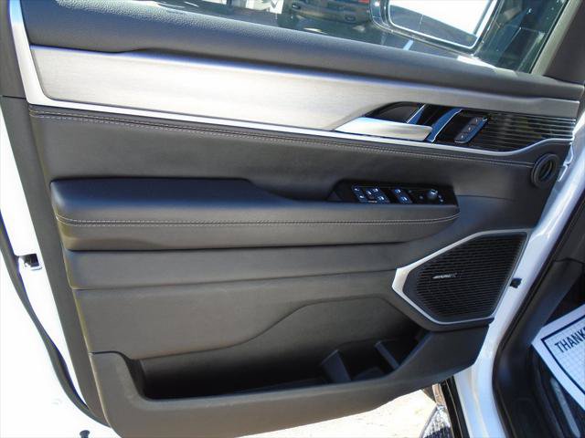 Certified 2025 Jeep Wagoneer Series II w/ Convenience Group I AWD/4WD image 6