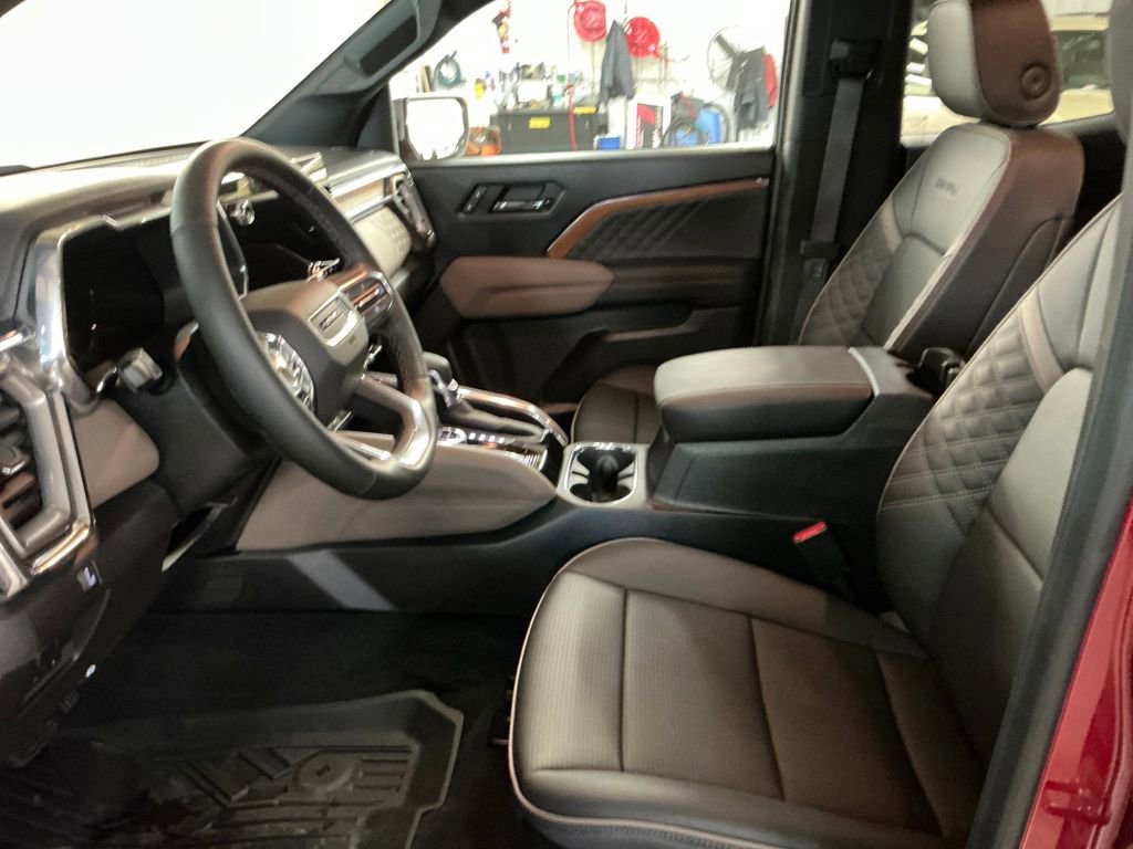 Certified 2025 GMC Canyon Denali AWD/4WD image 14