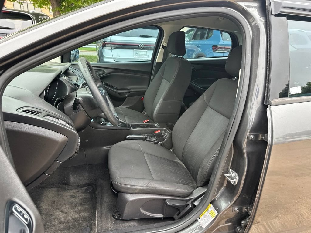 Used 2016 Ford Focus S FWD image 11