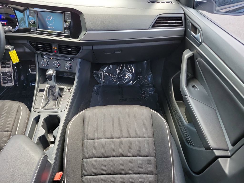 Used 2023 Volkswagen Jetta Sport image 13