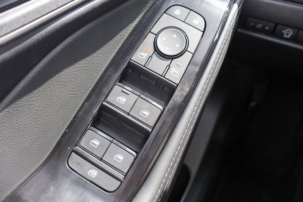 New 2026 Nissan Rogue SV image 14