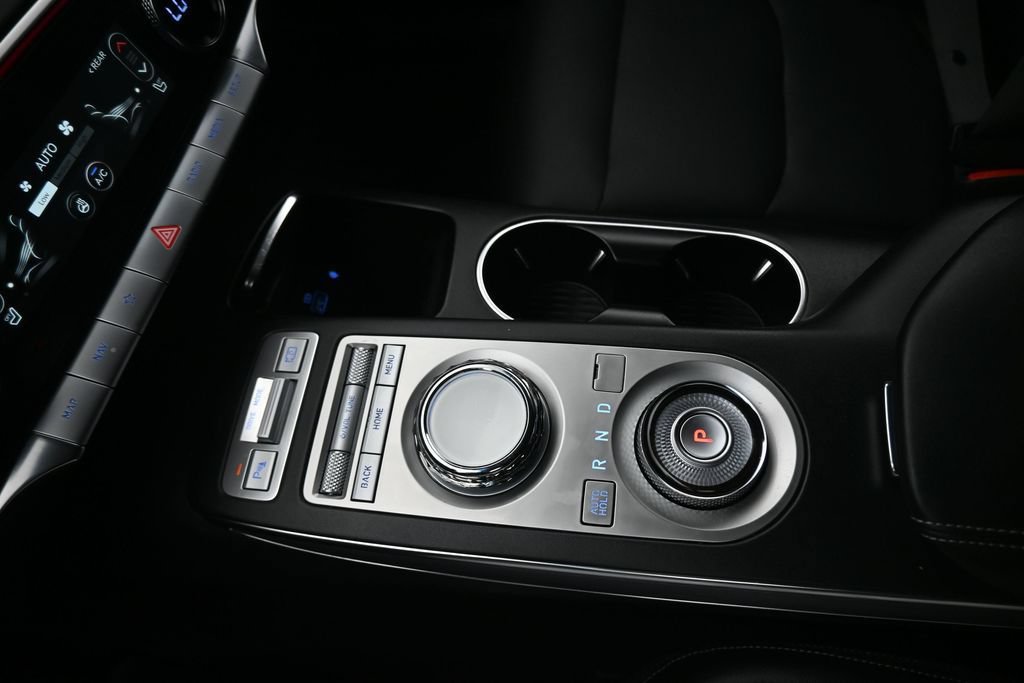 Used 2024 Genesis GV70 2.5T w/ Advanced Package AWD/4WD image 28