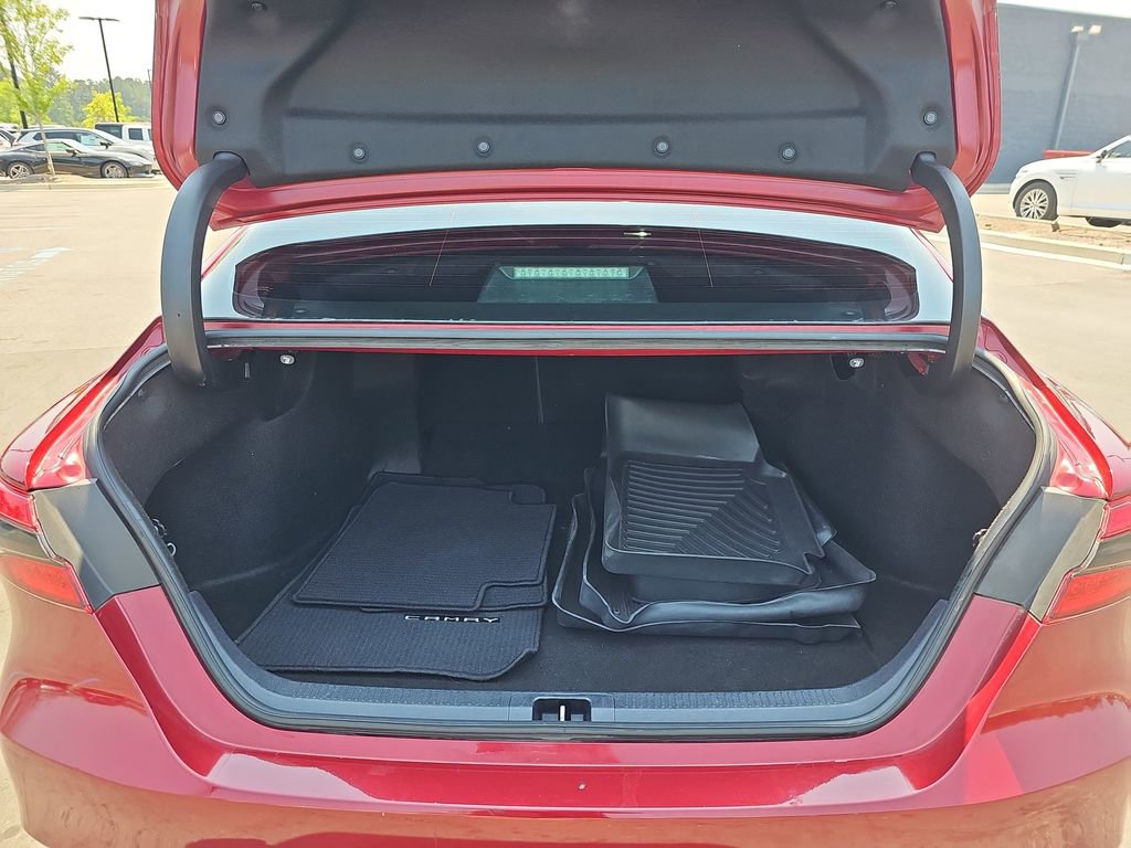 Used 2020 Toyota Camry XLE w/ Navigation Package FWD image 15