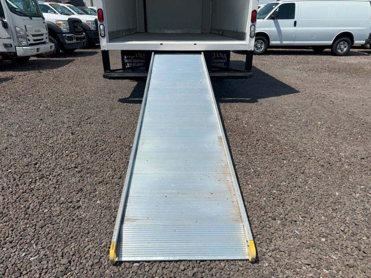 Used 2015 Ford E-350 and Econoline 350 Super Duty w/ Power Windows & Locks Group RWD image 13