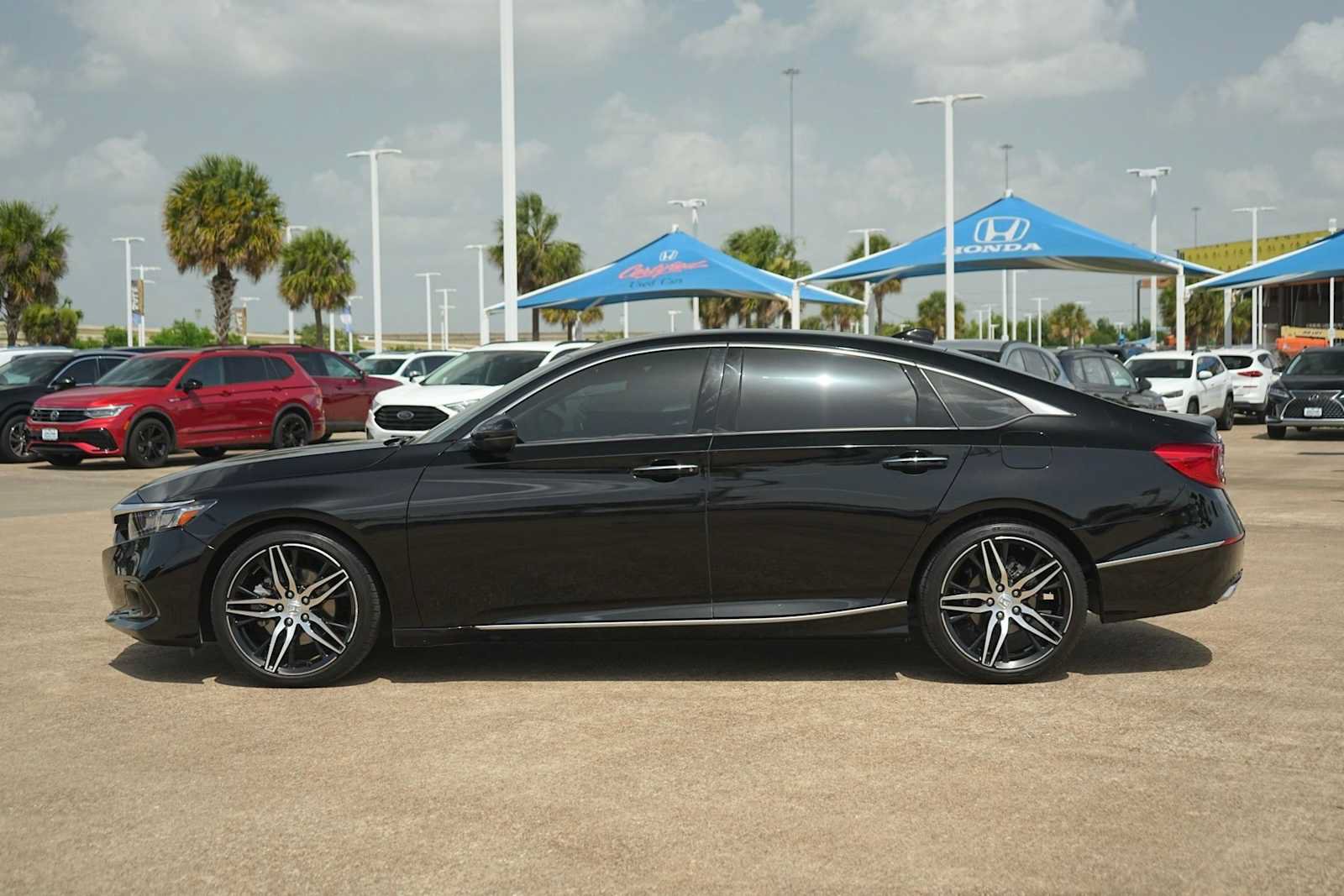 Used 2021 Honda Accord Touring image 5