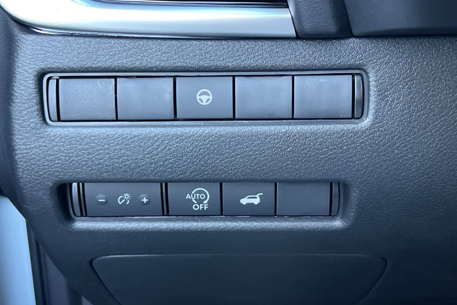 New 2026 Nissan Rogue SV image 30