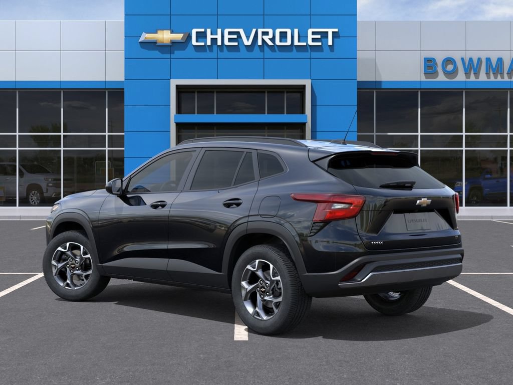 New 2026 Chevrolet Trax LT w/ Sunroof Package FWD image 3