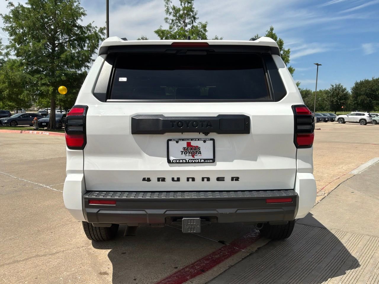 Used 2025 Toyota 4Runner SR5 RWD image 7