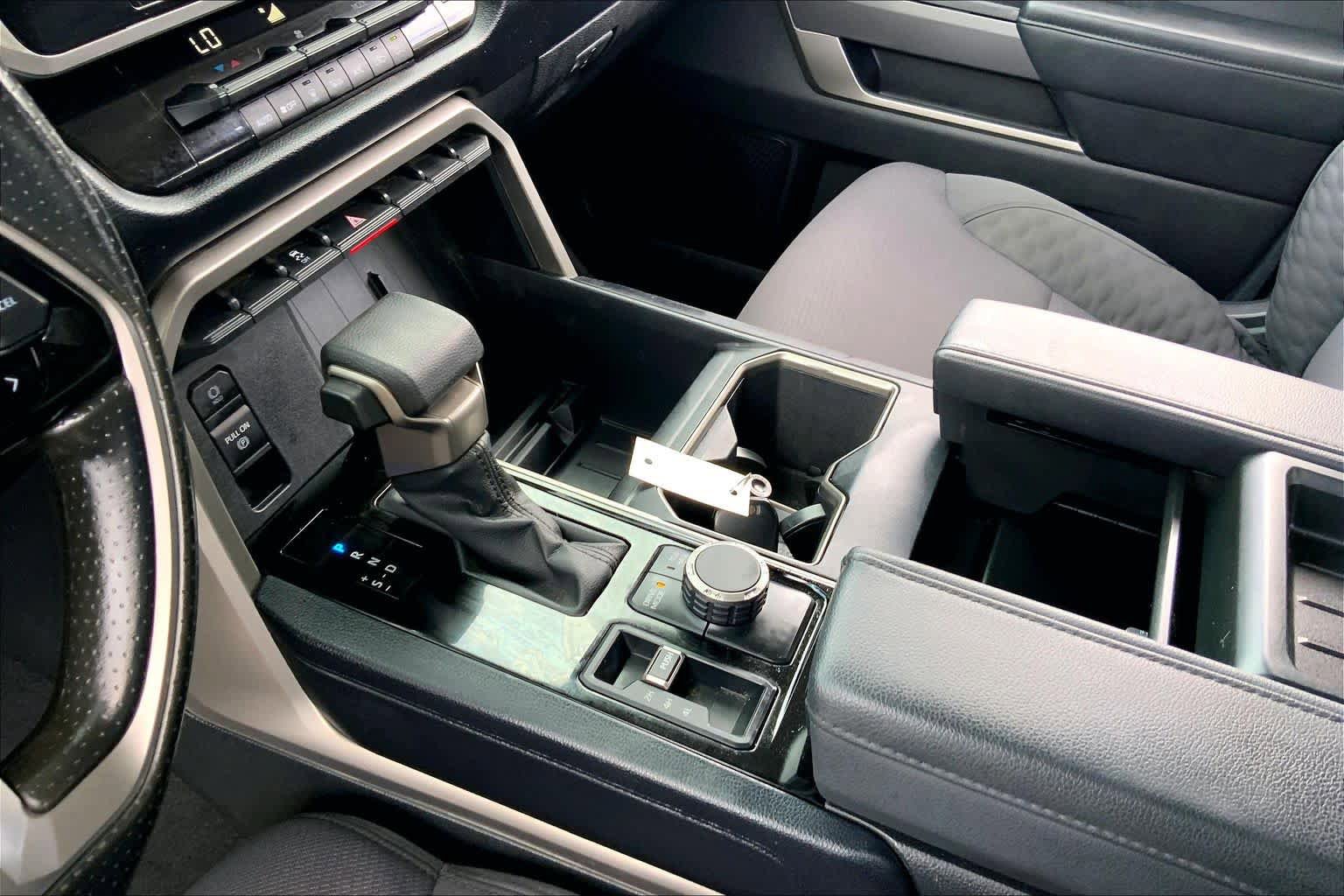 Used 2023 Toyota Tundra SR5 AWD/4WD image 12