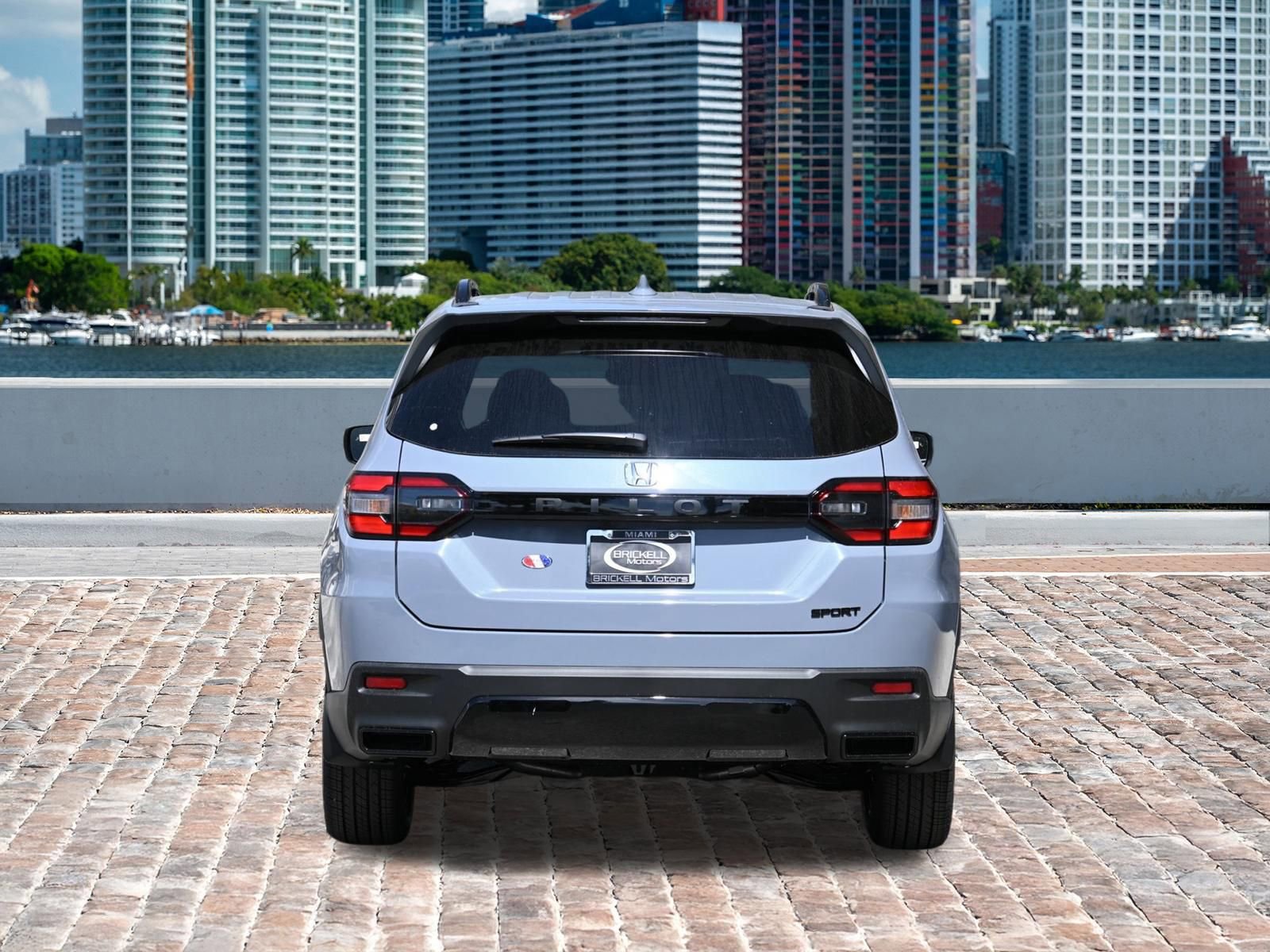 New 2026 Honda Pilot Sport image 6