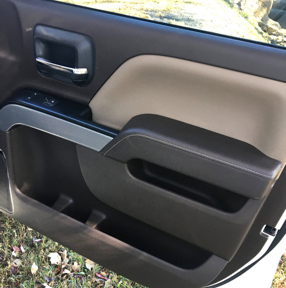 Used 2017 Chevrolet Silverado 1500 LTZ Z71 w/ LTZ Plus Package image 18