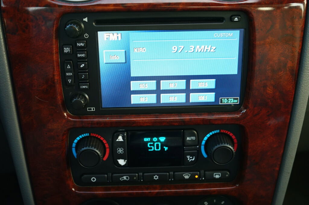 Used 2006 GMC Envoy Denali image 18