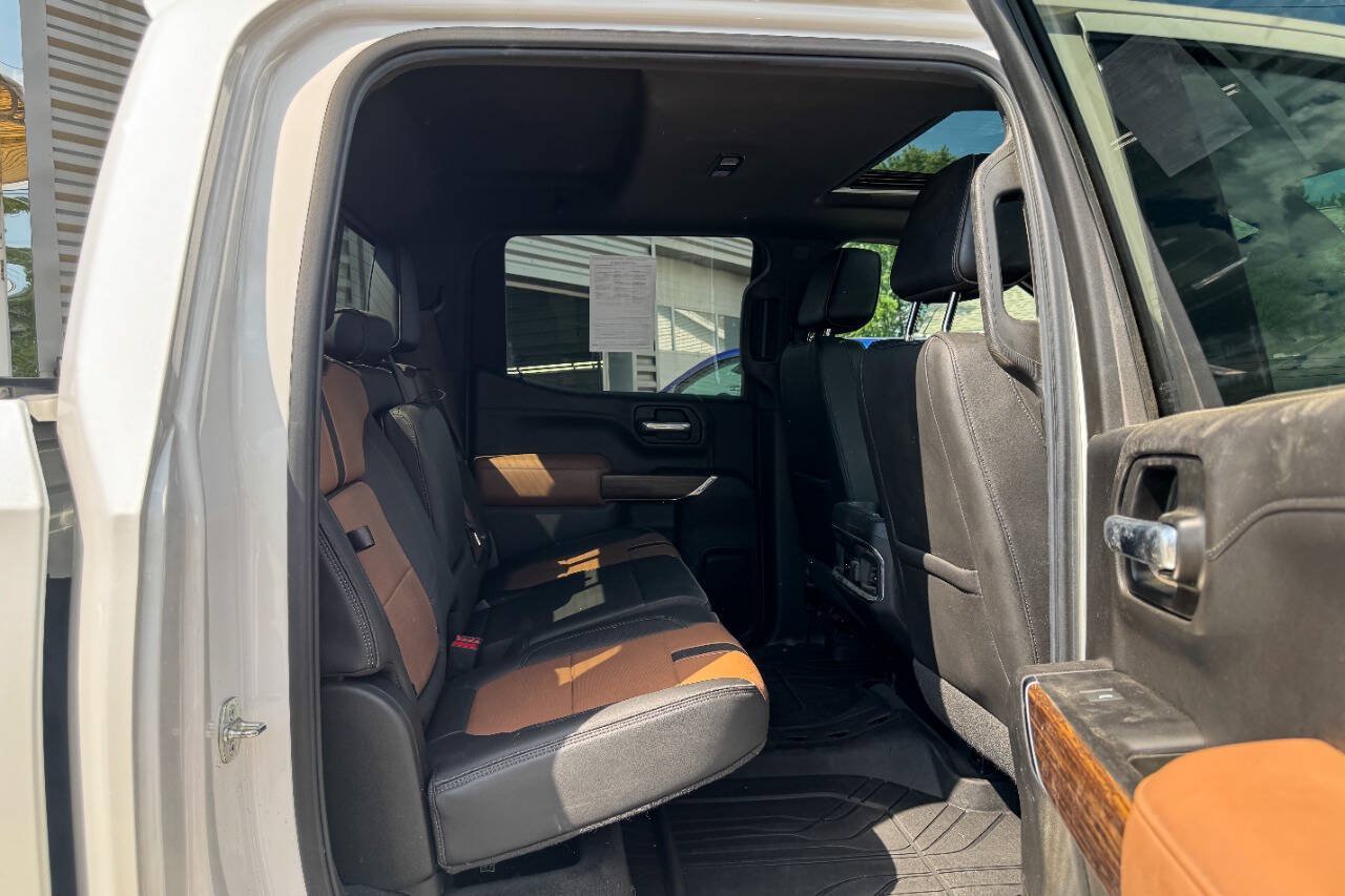 Used 2022 Chevrolet Silverado 1500 High Country w/ LPO, Dark Essentials Package AWD/4WD image 18