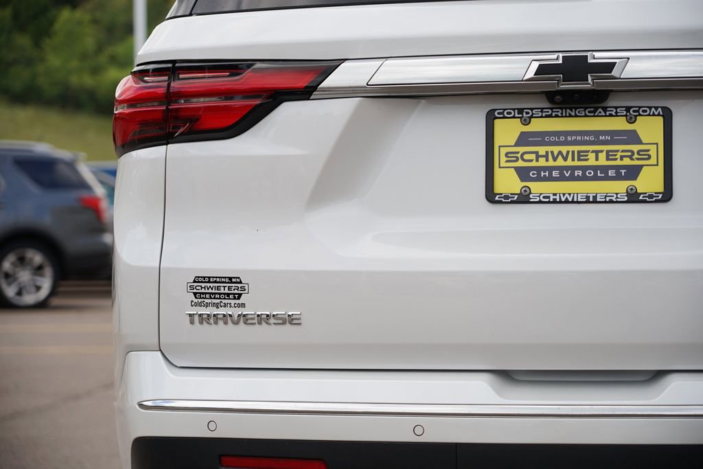 Used 2023 Chevrolet Traverse High Country w/ LPO, Floor Liner Package image 10