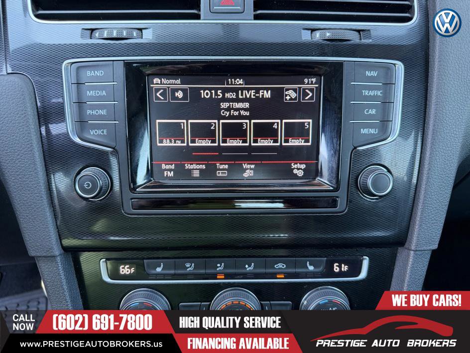 Used 2015 Volkswagen GTI 4-Door FWD image 34