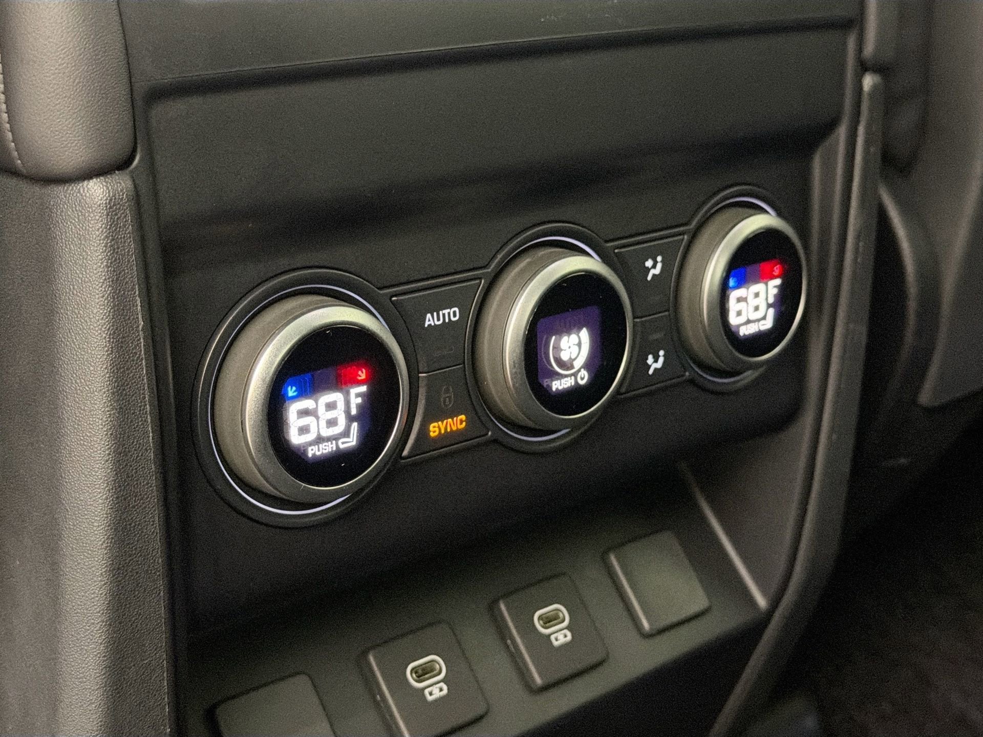 Certified 2025 Land Rover Defender 130 S image 28