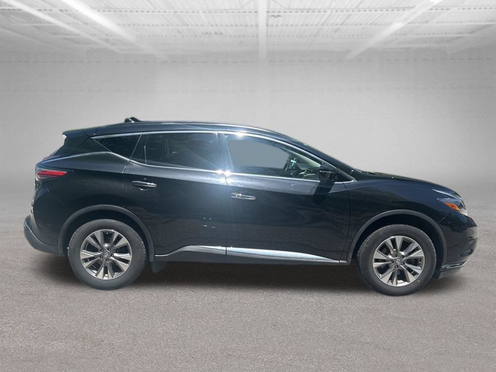 Used 2018 Nissan Murano SV AWD/4WD image 7