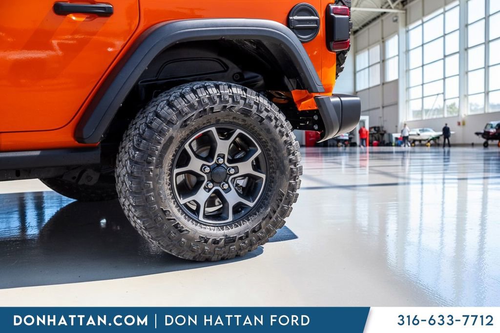 Used 2025 Jeep Wrangler Unlimited Rubicon w/ Convenience Group image 33