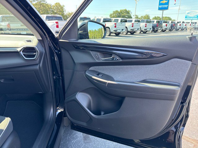 New 2026 Chevrolet TrailBlazer LT w/ Convenience Package image 12