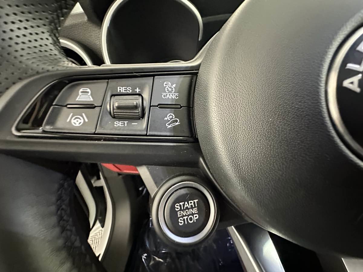 Used 2021 Alfa Romeo Stelvio Ti w/ Active Assist 2 Package TI image 33