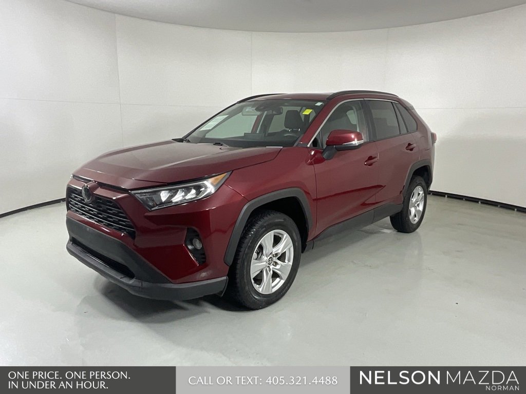 Used 2021 Toyota RAV4 XLE image 4