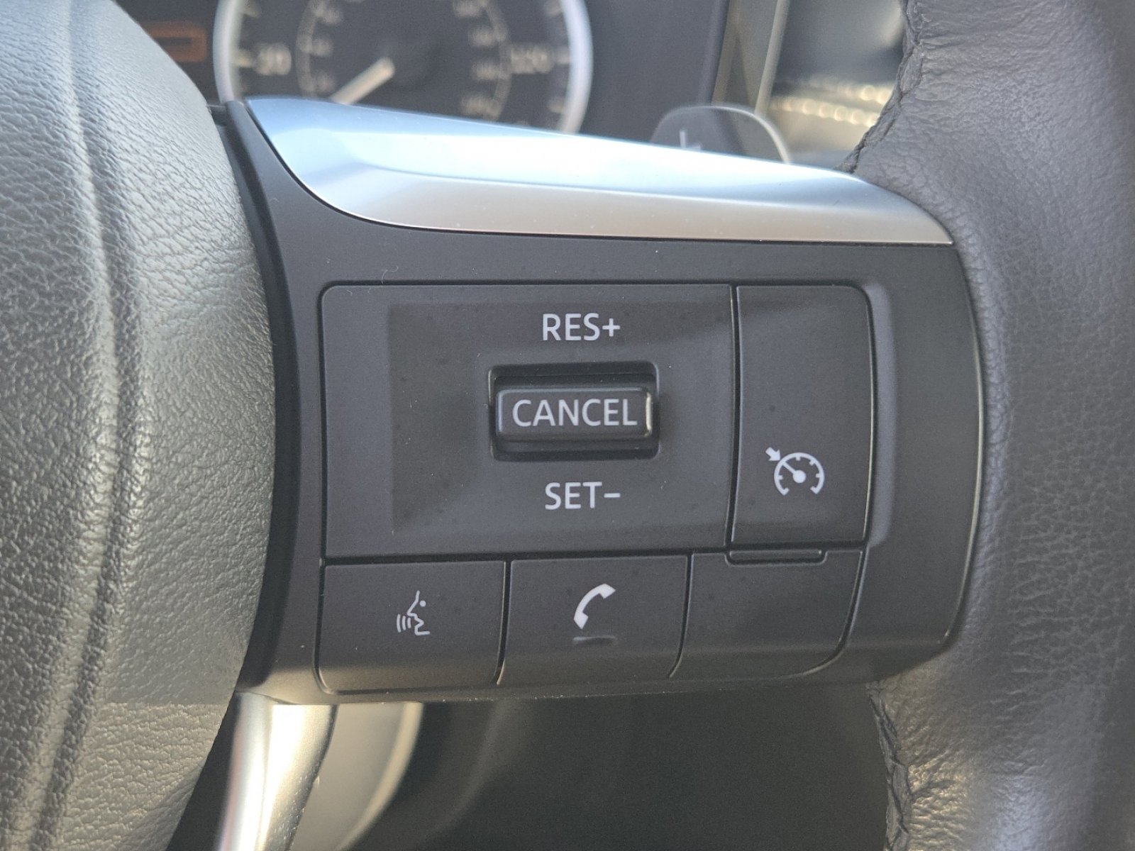 Used 2023 INFINITI QX60 Pure image 35