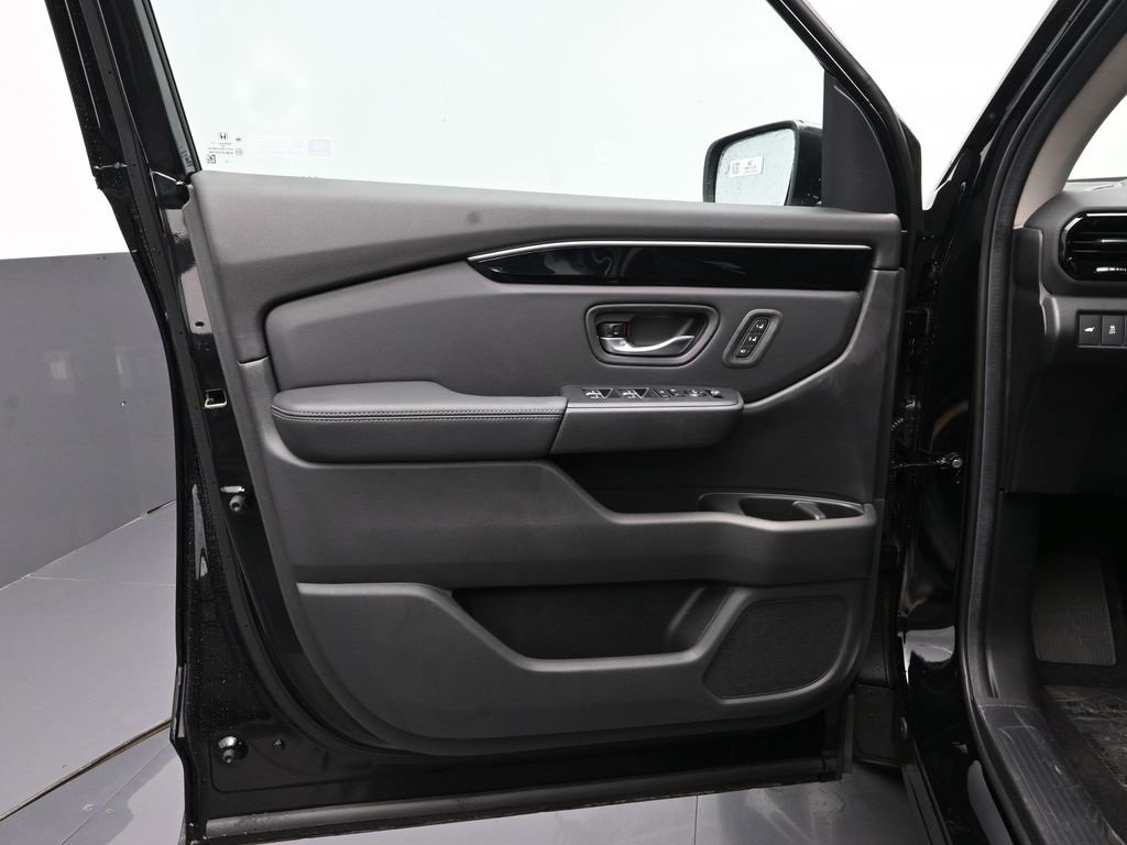 New 2025 Honda Pilot EX-L image 30