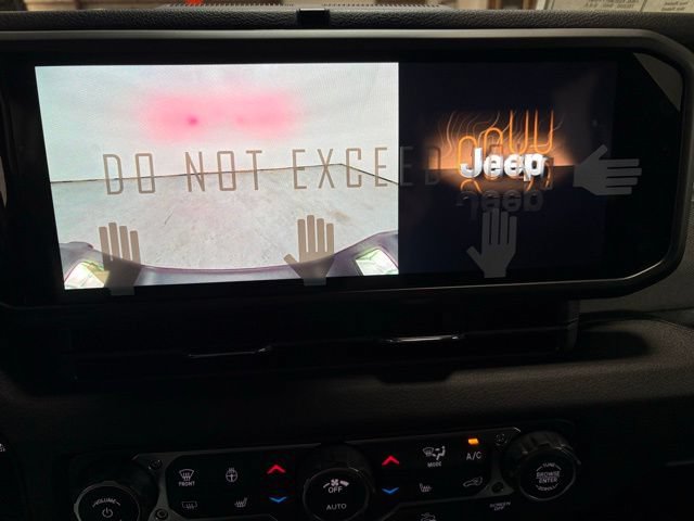 New 2026 Jeep Gladiator Sport AWD/4WD image 16