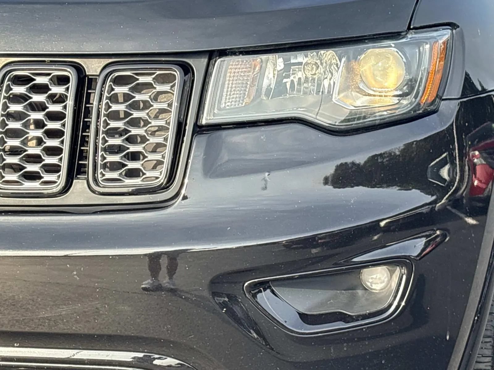 Used 2021 Jeep Grand Cherokee Laredo X AWD/4WD image 9