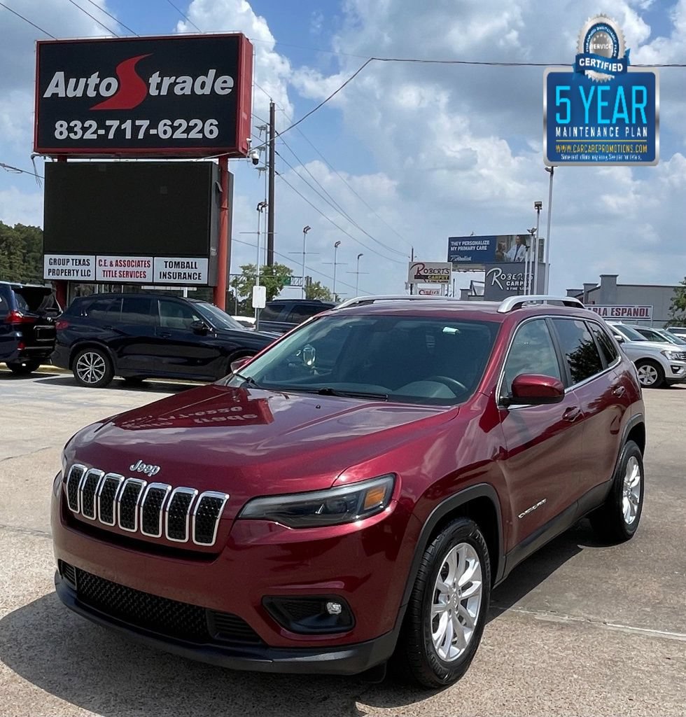 Used 2019 Jeep Cherokee Latitude w/ Popular Appearance Group