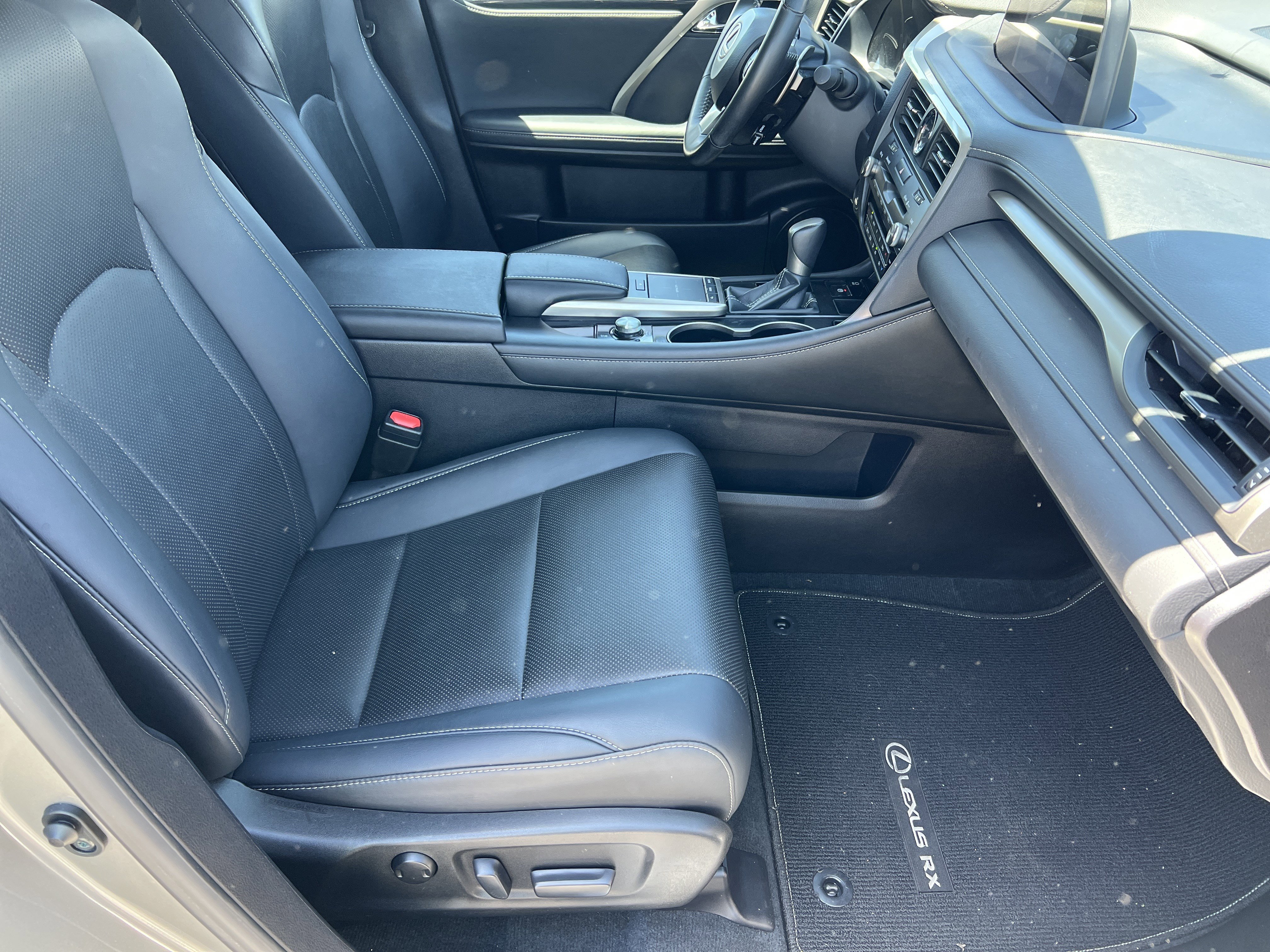 Used 2021 Lexus RX 350 FWD w/ Accessory Package image 25