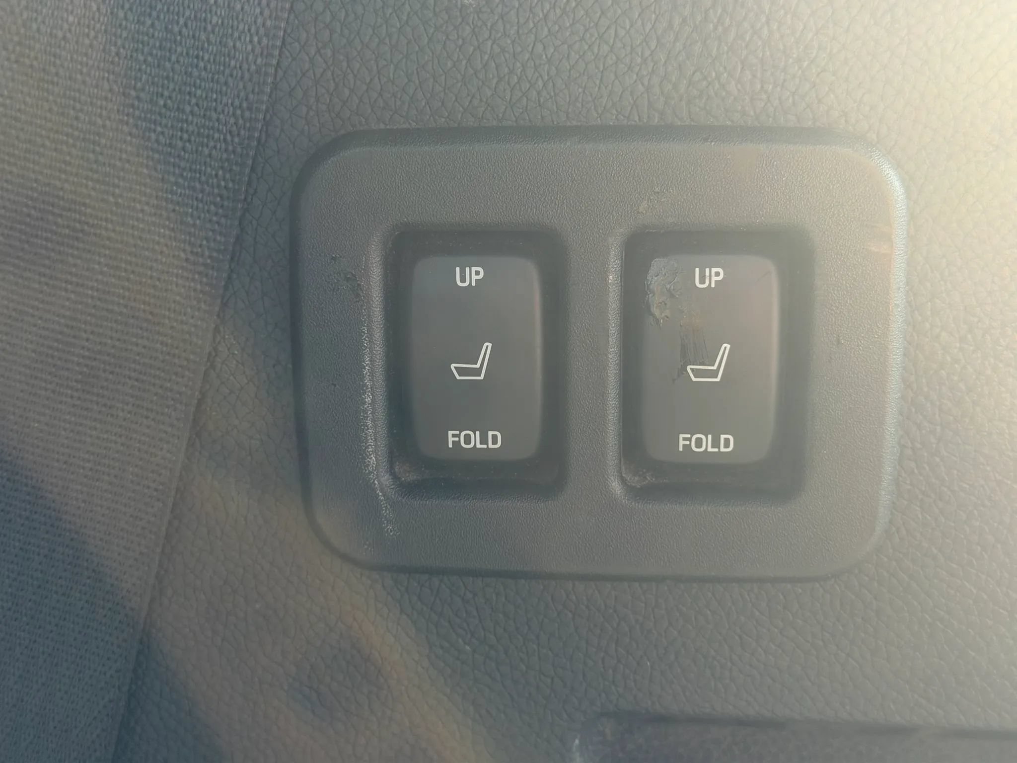 Used 2015 Lincoln Navigator 4WD image 39