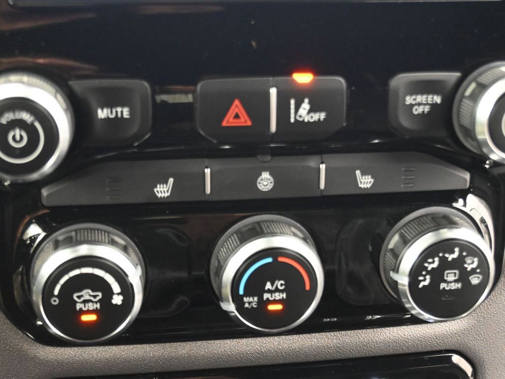 New 2026 RAM 1500 Big Horn w/ Night Edition image 27