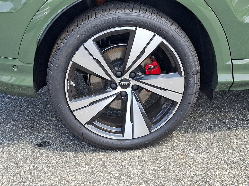 New 2026 Audi SQ5 Premium Plus AWD/4WD image 8